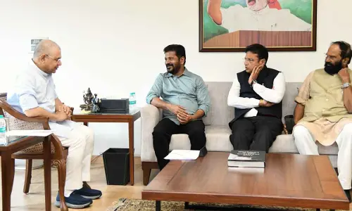 CM seeks Centre’s speedy nod for semiconductor units in TG