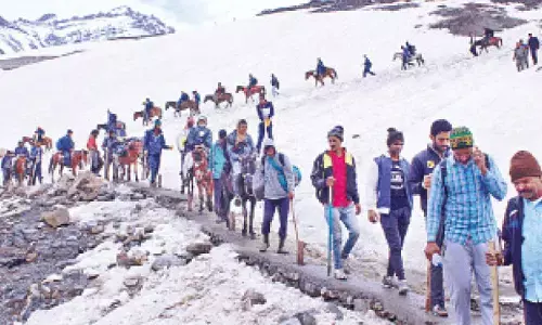 Amarnath Yatra suspended in Jammu due to bad weather