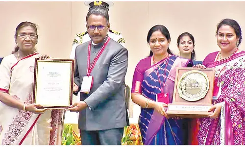 MCT bags Super Swachh League award