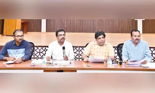 Take full responsibility in improving sanitation, supervisors told