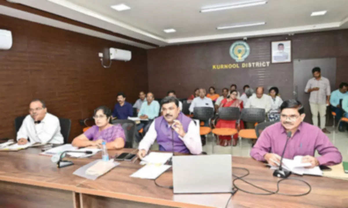 Reduce use of single-use plastic: Collector Reduce use of single-use plastic: Collector