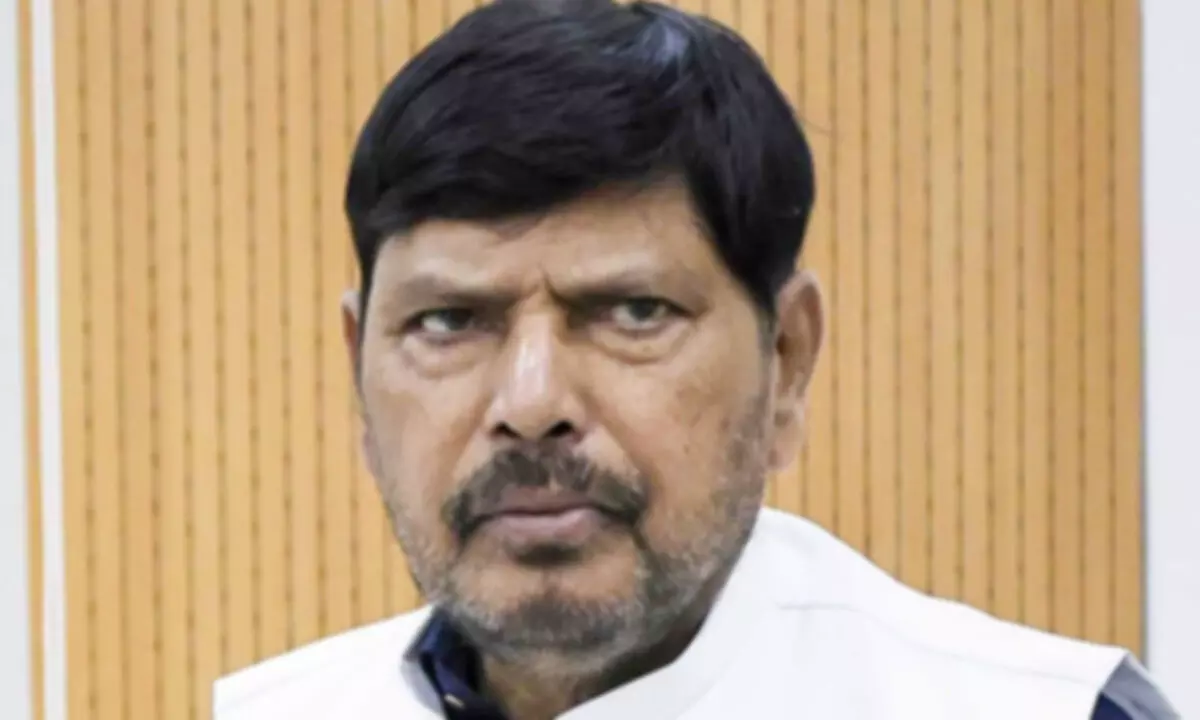 Ramdas Athawale urges calm amid Raj Thackeray-Nishikant Dubey row