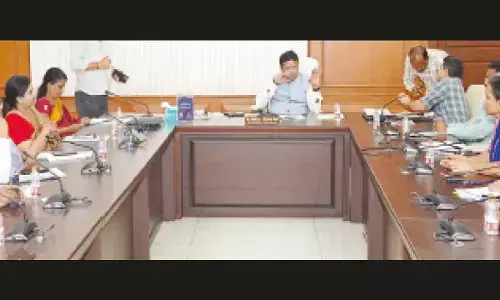 Rev up land acquisition for road projects: Sridhar Babu to officials