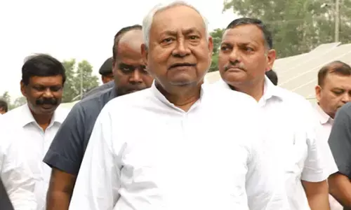 CM Nitish inspects rising Ganga water levels in Patna, directs officials to remain alert