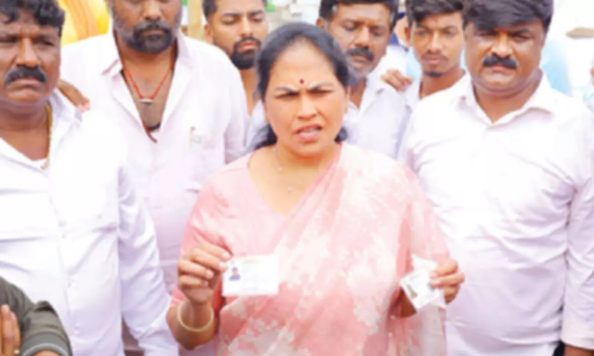 Govt reduced land allotted to Metro for real estate lobby: Min Govt reduced land allotted to Metro for real estate lobby: Min