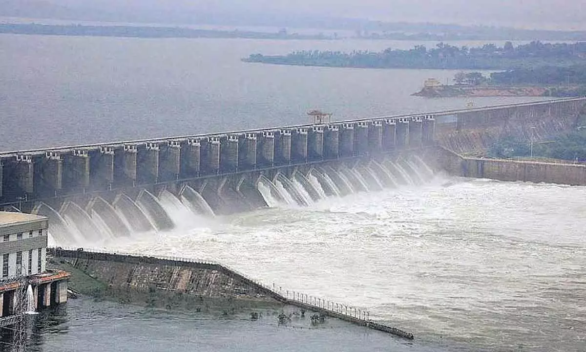 Narayanpur Reservoir at 92.55% Capacity; Outflow to River Adjusted Amid Declining Inflows from Almatti Narayanpur Reservoir at 92.55% Capacity; Outflow to River Adjusted Amid Declining Inflows from Almatti