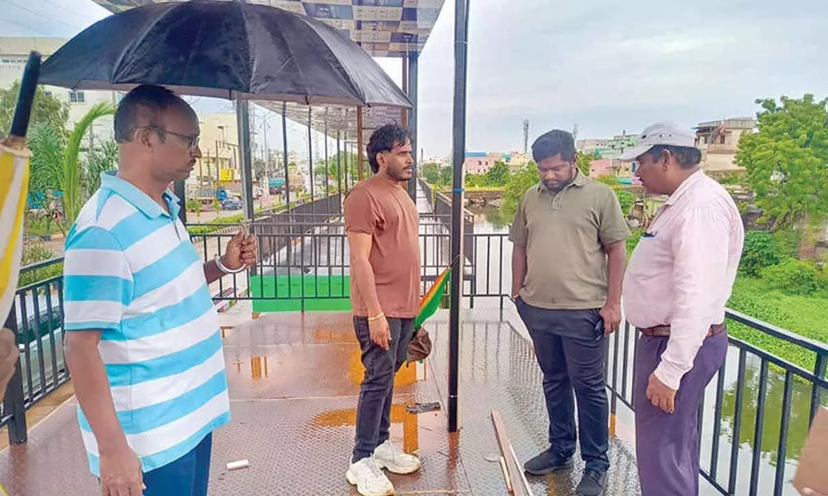 Expedite Smart Street Bazaar works, officials told Expedite Smart Street Bazaar works, officials told