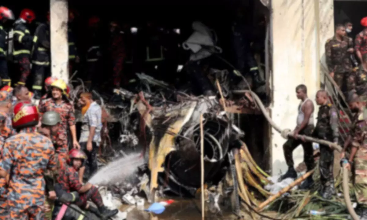 19 killed in Bangla jet crash 19 killed in Bangla jet crash