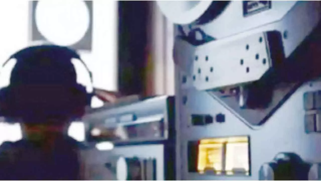 Phone Tapping: BRS leaders to knock at Guv’s door to complain against CM