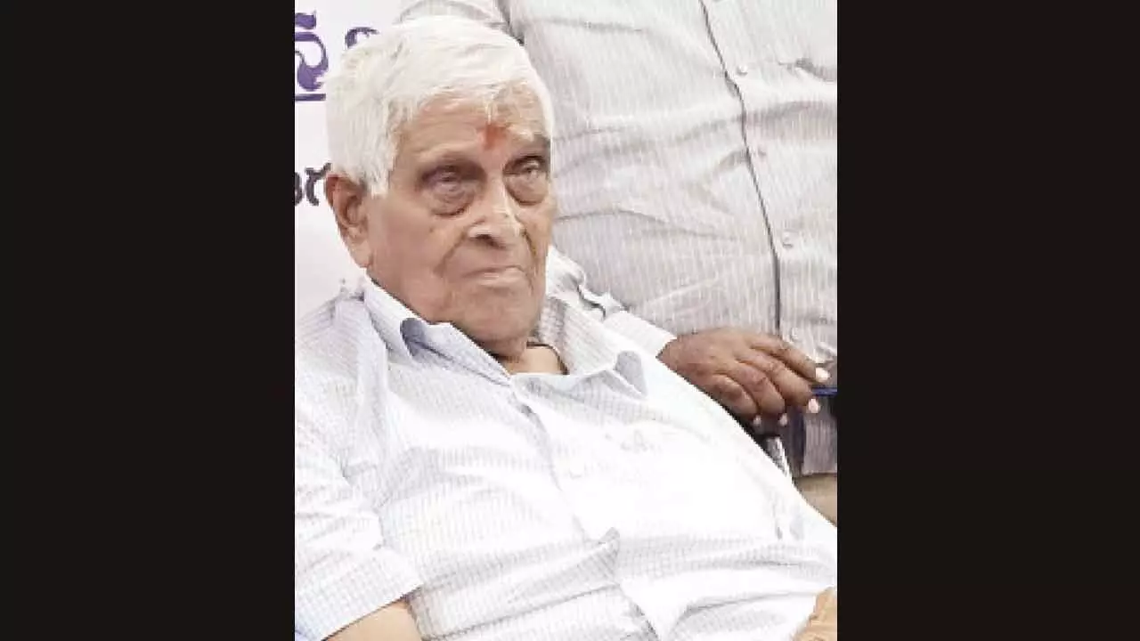 Kishan Reddy offers condolences over Prof Madhusudhan Reddy’s demise