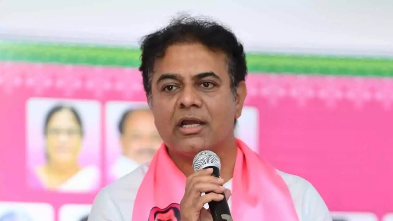 KTR pans Cong govt for axing KCR Kit Scheme