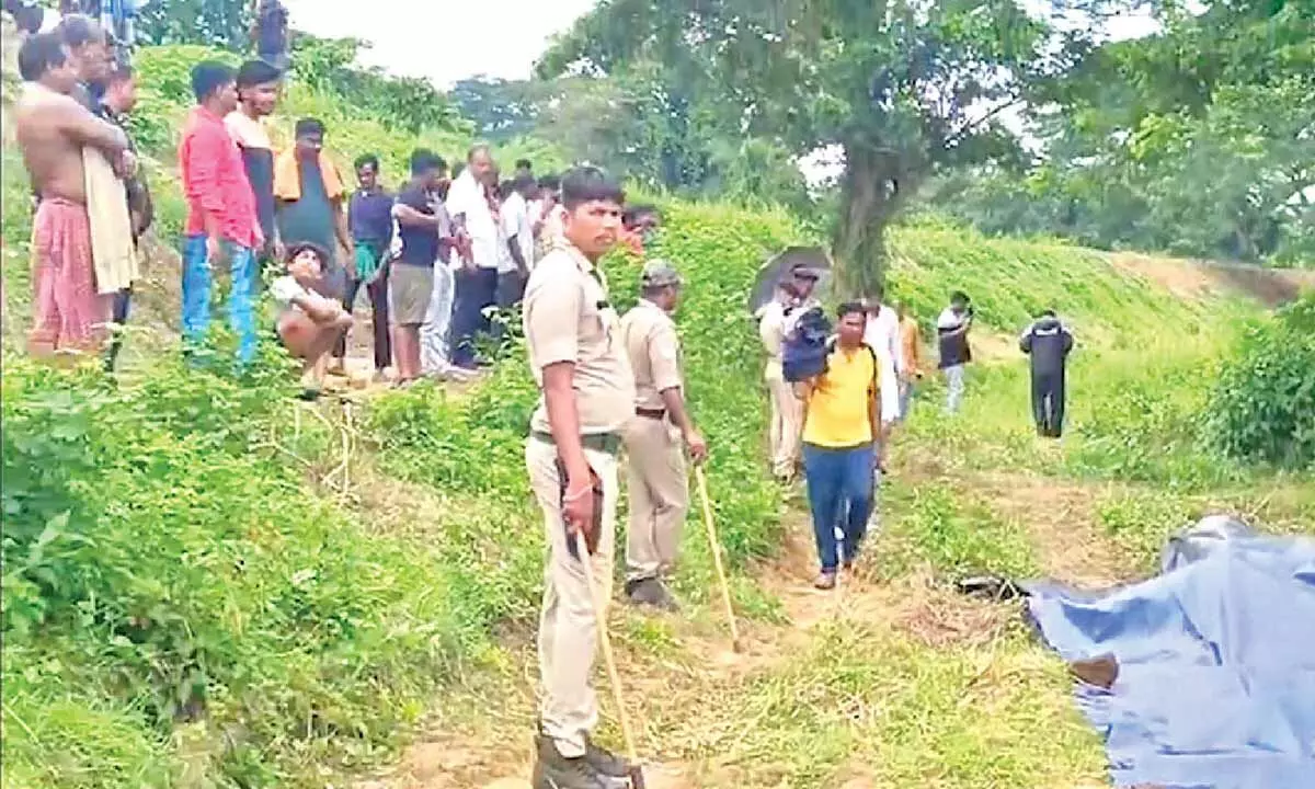 Police intensify probe into minor girl burning case Police intensify probe into minor girl burning case