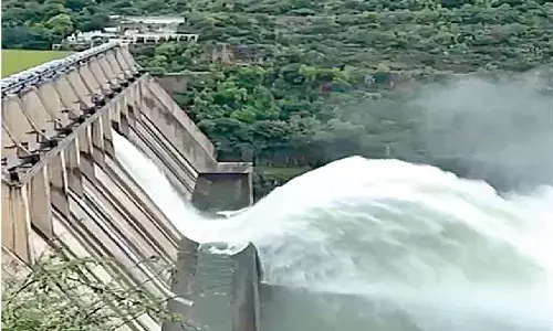 Srisailam reservoir gets heavy inflows of floodwater