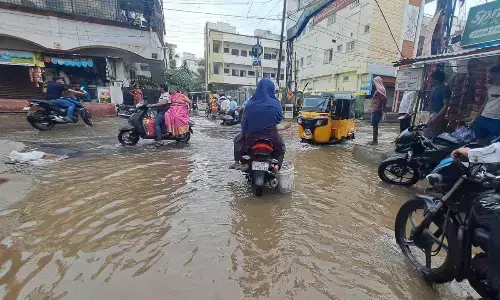 Hyderabad Rain Alert: Short Bursts of Moderate to Heavy Rain Expected Today