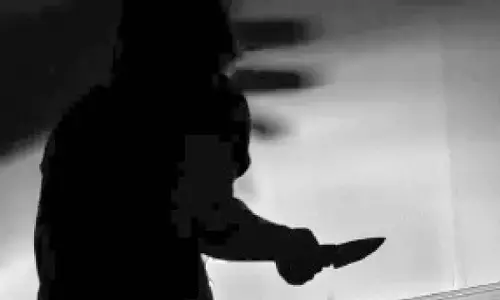 Man stabbed to death by 3 juveniles during argument