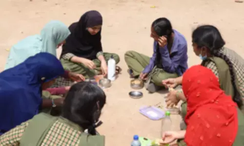 K’taka: Parents object to egg distribution in govt school, demand transfer certificates