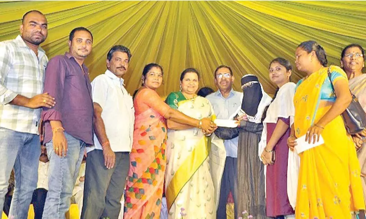 Minister Narayana expresses gratitude to TDP activists
