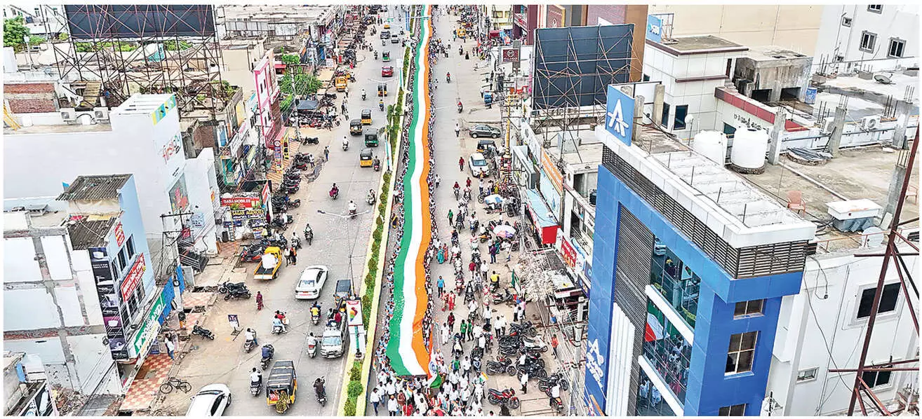 3,600-foot national flag displayed 3,600-foot national flag displayed