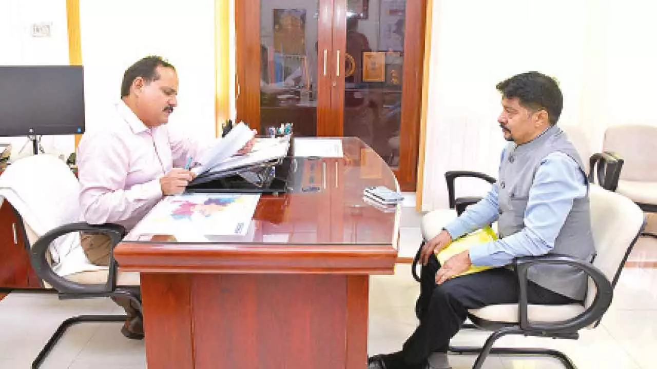 CEO conducts hearing with 25 deregistered parties in UP