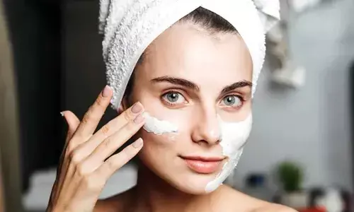 Natural Ways to Exfoliate Dry Skin at Home for a Radiant Glow