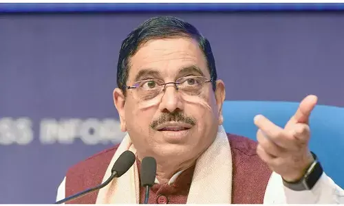 Centre not responsible for GST notices to small traders, says Joshi