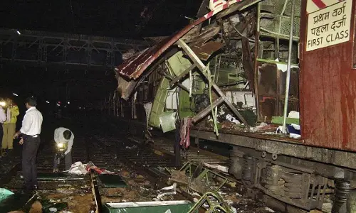 Supreme Court Stays Mumbai Train Blasts Acquittal Order But Refuses Re-Arrest Of Accused