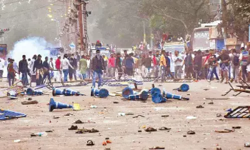 4 including 2 cops, injured in clash over drain construction