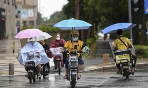Northeast China issues alerts for rainstorms, flooding