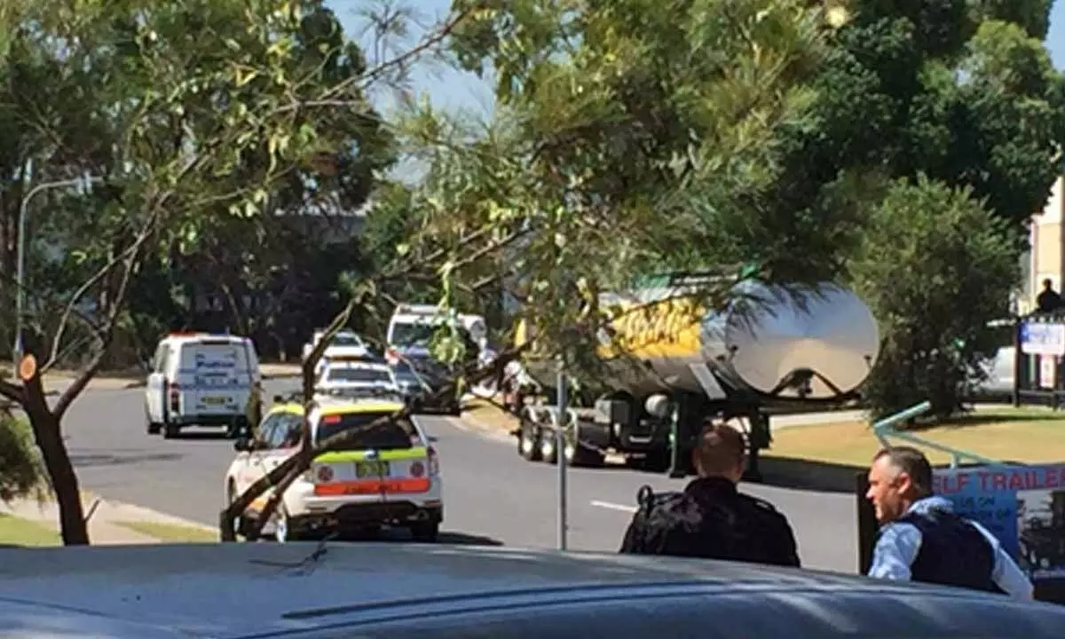 Police investigating separate shootings at two western Sydney homes Police investigating separate shootings at two western Sydney homes