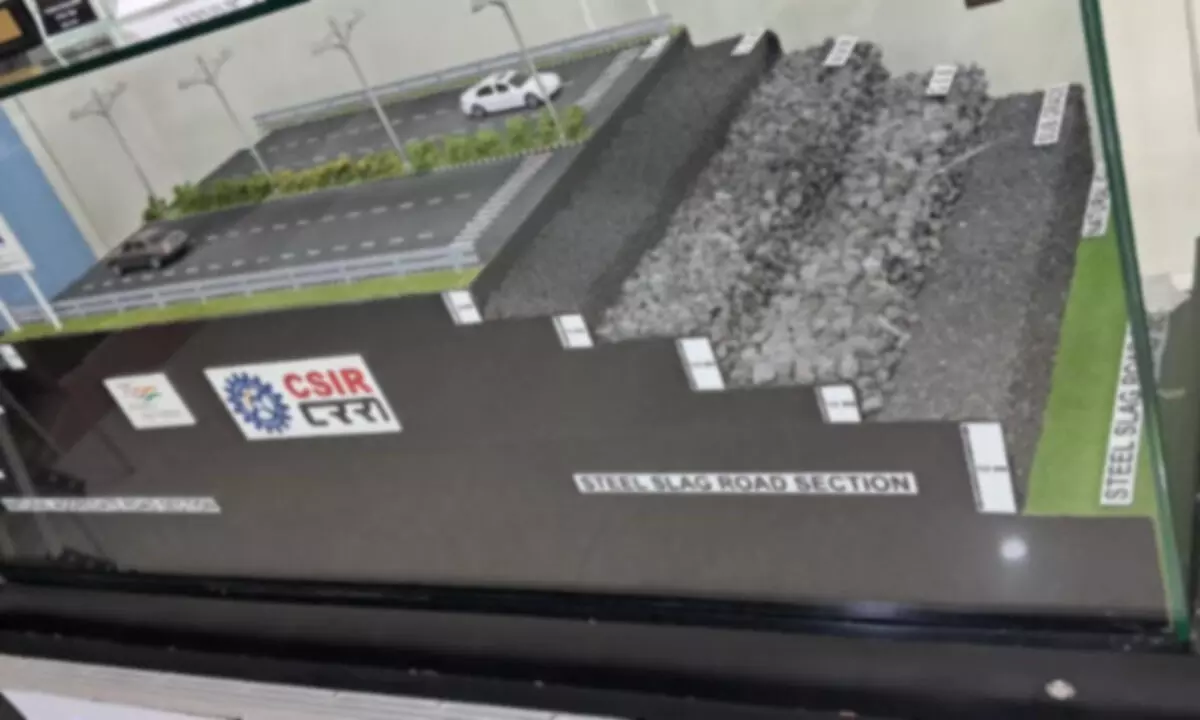 AM/NS India first to secure CSIR-CRRI’s breakthrough steel slag aggregates technology license to unlock ‘Waste-to-Wealth’ potential in road infrastructure development AM/NS India first to secure CSIR-CRRI’s breakthrough steel slag aggregates technology license to unlock ‘Waste-to-Wealth’ potential in road infrastructure development