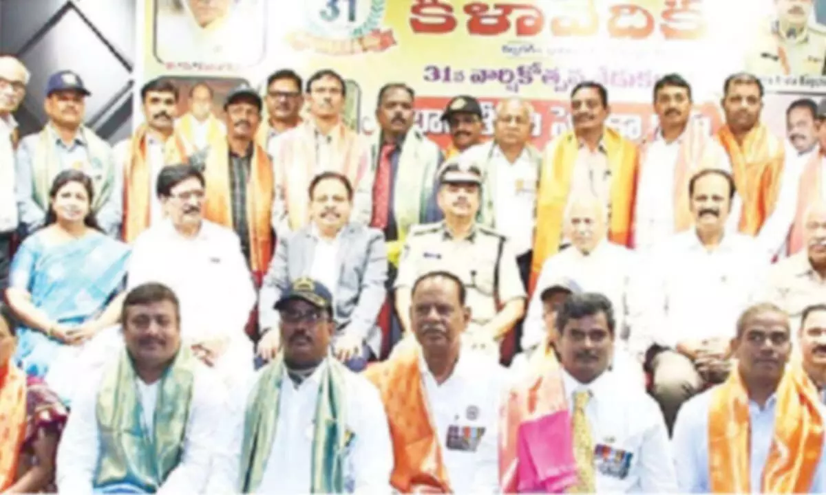 60 retired military officers honoured