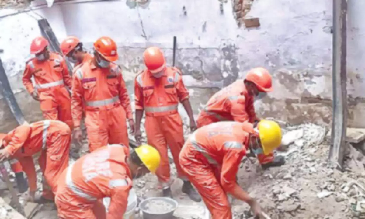 Factory roof collapses in northeast Delhi, 2 injured