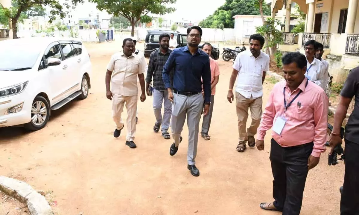 The written examination for the selection of village administrators and licensed surveyors in the district began in a peaceful atmosphere: District Collector Adarsh Surabhi The written examination for the selection of village administrators and licensed surveyors in the district began in a peaceful atmosphere: District Collector Adarsh Surabhi