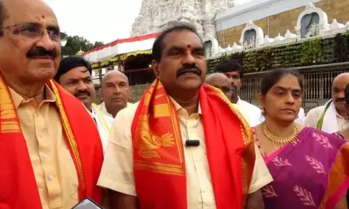 Nimmala Ramanaidu offers prayers at Tirumala, says prayed for completion of Amaravati and Polavaram