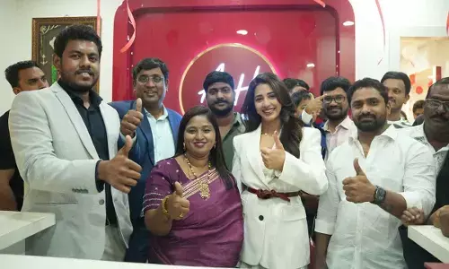 Amjad Habib Premium Salon Grand Launched by Actress Daksha Nagarkar  at Alkapur