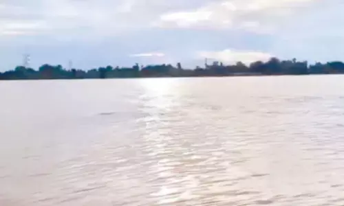 State starts evacuation of flood-hit people