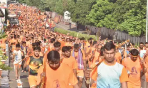 Scores take part in Kavad yatra with gaiety