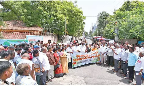 Registered house deeds, rooftop conversion rights demanded