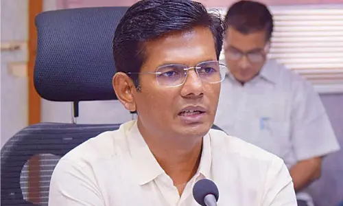 Collector urges volunteers to adopt families under P4 scheme