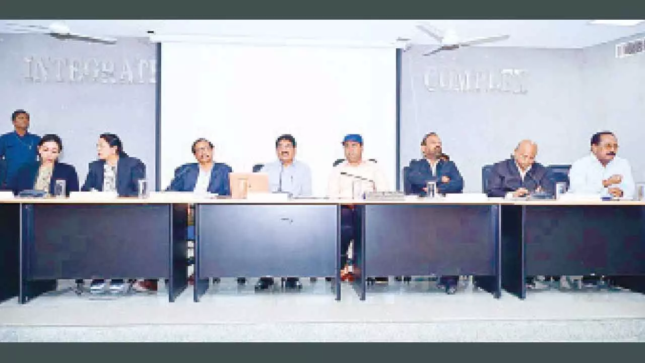 CIC tells officers to promptly respond to RTI queries