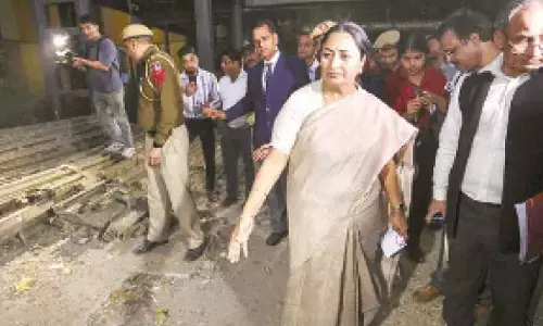 Monthly review system to strengthen governance