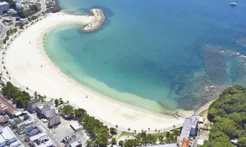 8.8 quake hits Russia, Japan, Hawaii coasts