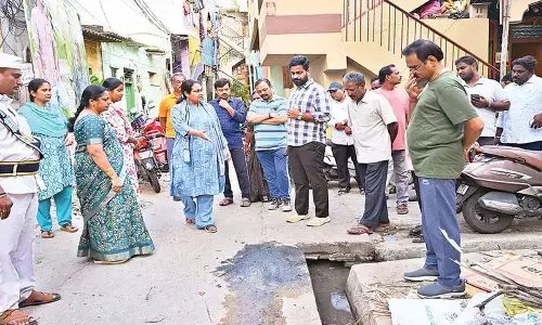 Take measures to prevent clogging of drains in city