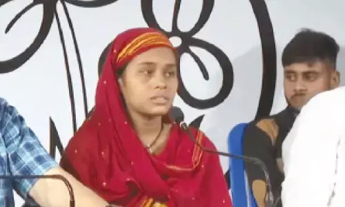 Bengal woman sticks to guns against Delhi cops