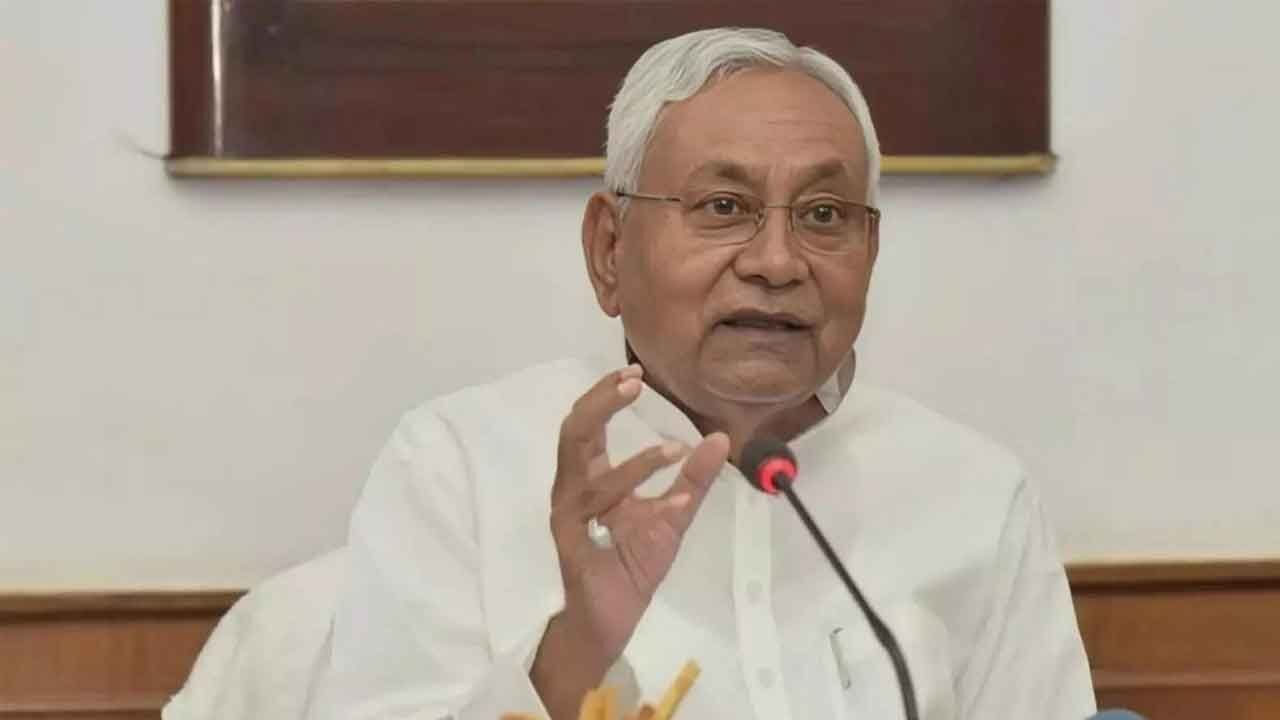 bihar-cm-nitish-kumar-doubles-school-support-staff-salaries-in-pre