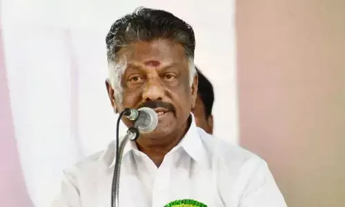 O Panneerselvam snaps ties with NDA