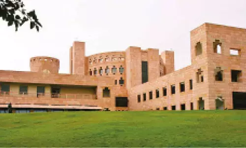 ISB unveils executive prog in Business Management for emerging global leaders