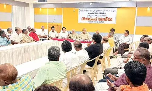 Round-table vows to fight against old bus stand land transfer
