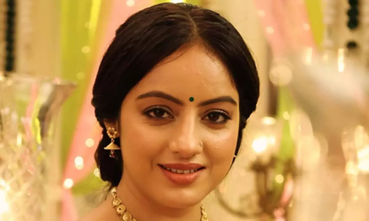 Deepika Singh dances to the tunes of Falguni Pathak, says ‘weekend vibe to full on hai’