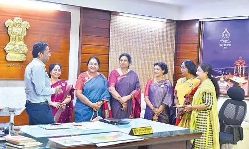 Rose Society lends hand to govt’s anti-poverty mission